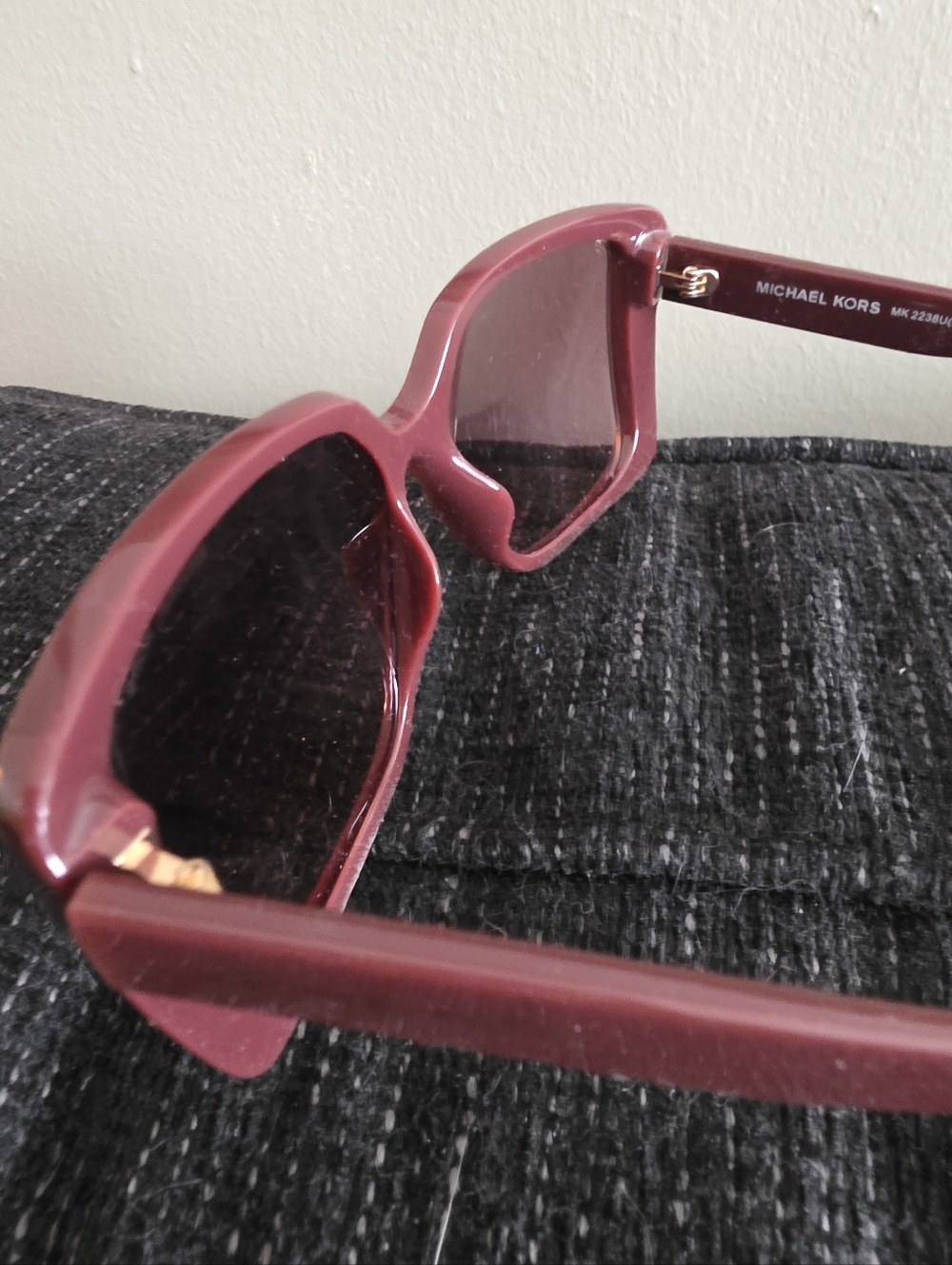 Michael Kors Burgundy Sunglasses COA Included - Picture 6 of 11